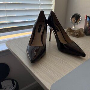 White House Black Market Pumps Size 10M